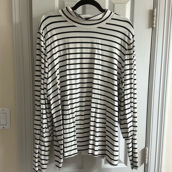 Eloquii striped long sleeve mock turtleneck! NWT - Picture 1 of 3